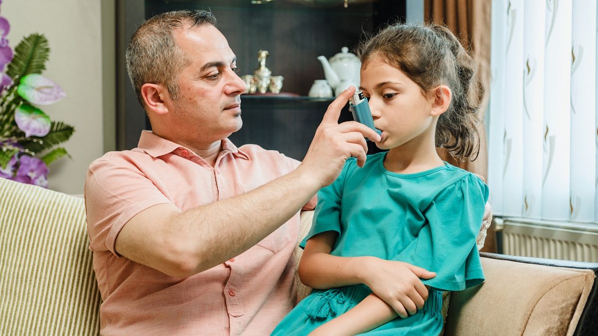 Children are more likely to be hospitalised for asthma during heatwave, study finds thumbnail