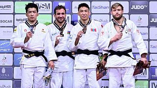Ganadores del oro en el Campeonato Mundial de Judo de Abu Dabi. 