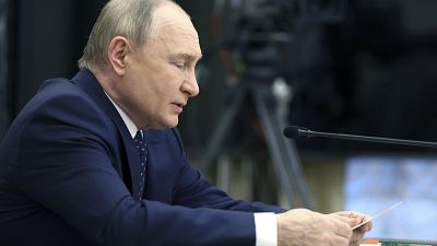 Le président russe Vladimir Poutine s'exprime lors d'une réunion sur le développement de l'industrie russe des carburants et de l'énergie au Kremlin à Moscou, le 20 mai 2024.