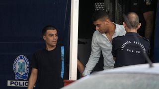 اثنان من تسعة رجال مصريين متهمين بالتسبب في غرق السفينة