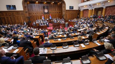 El primer ministro designado de Serbia, Milos Vucevic, en el Parlamento.