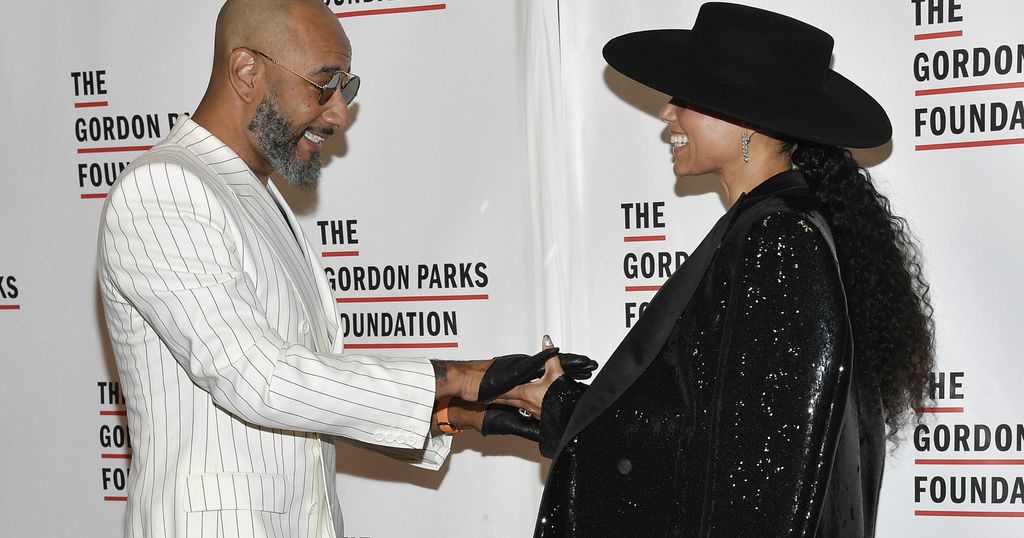Alicia Keys and Swizz Beatz honored at Gordon Parks Foundation gala - Vimarsana News