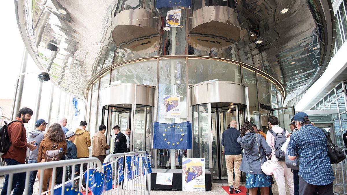The EU Ombudsman is concerned over revolving doors at the European Commission