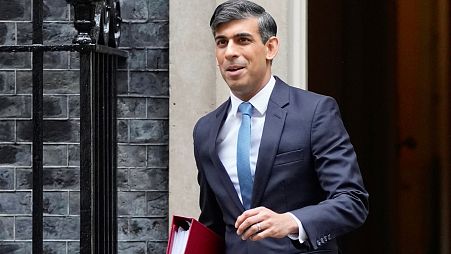 Le Premier ministre britannique, Rishi Sunak, quitte le 10 Downing Street, Londres, Royaume-Uni,  le mercredi 22 mai 2024.