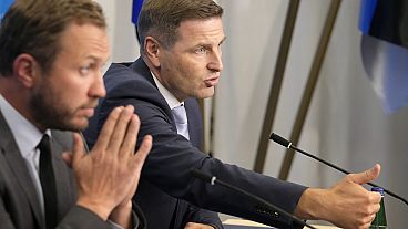 Az észt védelmi miniszter szerint óvatosnak kell lenni az Oroszországból származó hírekkel