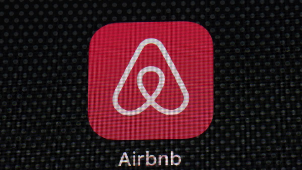 The Airbnb app icon is displayed on an iPad screen in Washington, D.C., on May 8, 2021. Airbnb Inc.