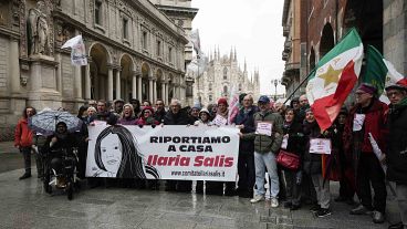 Tüntetés Ilaria Salisért Milánóban