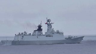 سفينة تابعة للبحرية الصينية شوهدت بالقرب من جزيرة بنغجيا شمال تايوان. 2024/05/23