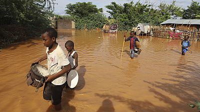 Changement climatique et manque d'urbanisme à l'origine des inondations