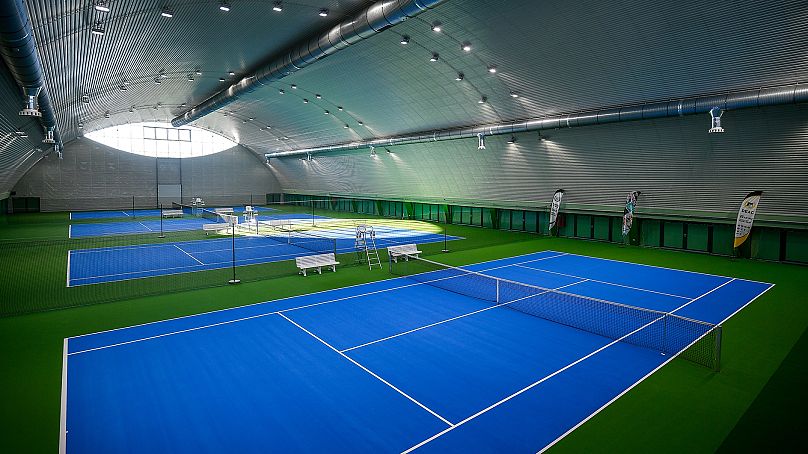 5. TEKNŐS Teniszközpont, a Debreceni Egyetem agráregyetemi Campus területén
