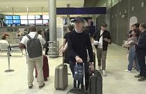 Los turistas llegan a Francia. Vídeo de AP
