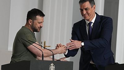 Volodymyr Zelensky et Pedro Sanchez. 