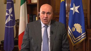 غويدو كروسيتو، وزير الدفاع الإيطالي