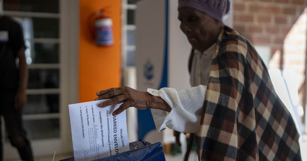 South Africa: early voting begins ahead of main elections on Wednesday South Africa: early voting begins ahead of main elections on Wednesday