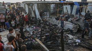 غارة إسرائيلية على خيام اللاجئين في رفح