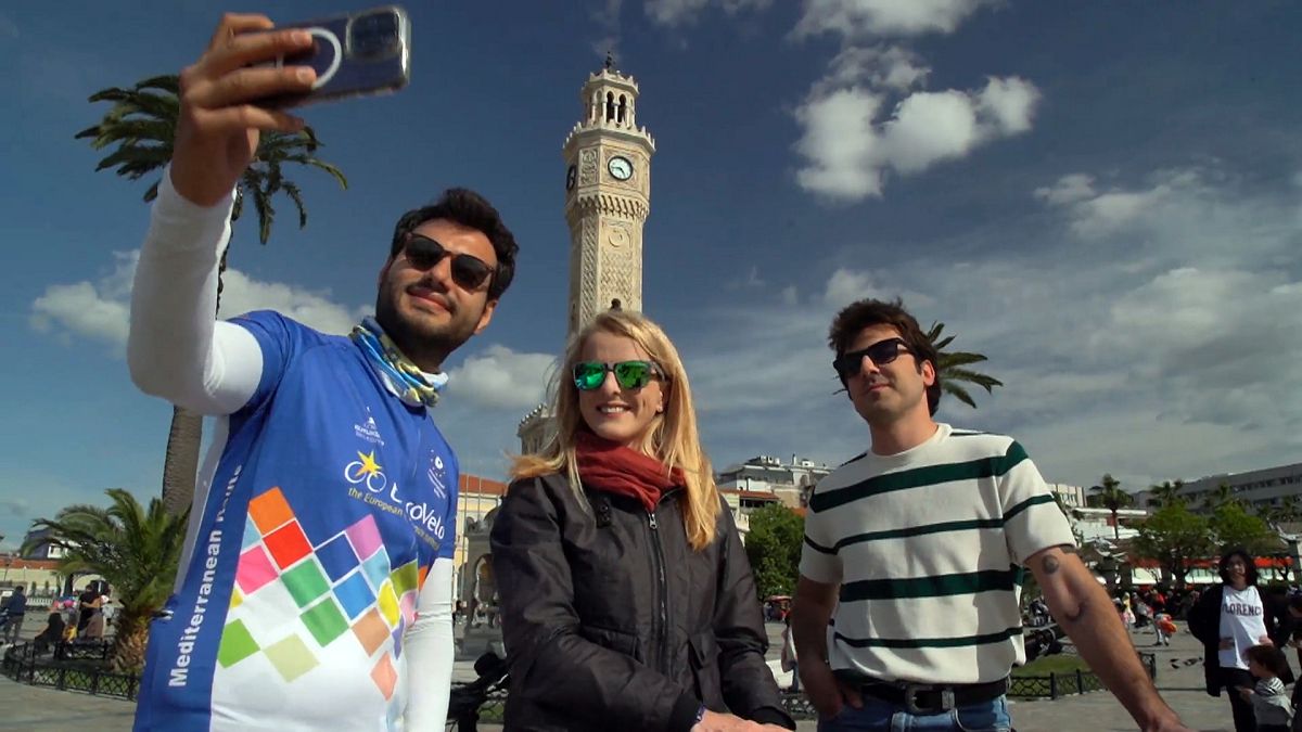 Video. İzmir in Türkiye is a paradise for cyclists and food lovers