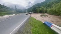 Des routes détruites dans le nord de l'Arménie par les inondations