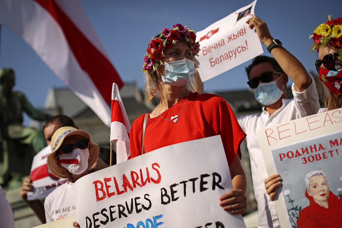 Sasha Filipenko: 'It is difficult for Belarusians to fight both their ...