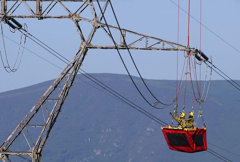 work on very high voltage lines above the town of Ascain, August 2023