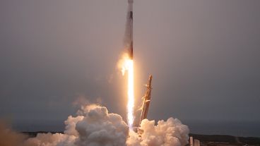 Falcon 9 lanzamiento.