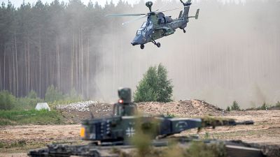 يوروكوبتر تايغر التابعة للجيش الألماني تشارك في المناورات العسكرية "غراند كوادريغا" في لتوانيا. 2024/05/29