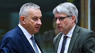 Jozef Síkela (αριστερά) και Sven Giegold στη σύνοδο κορυφής του Συμβουλίου της ΕΕ για την ενέργεια, 30 Μαΐου 2024