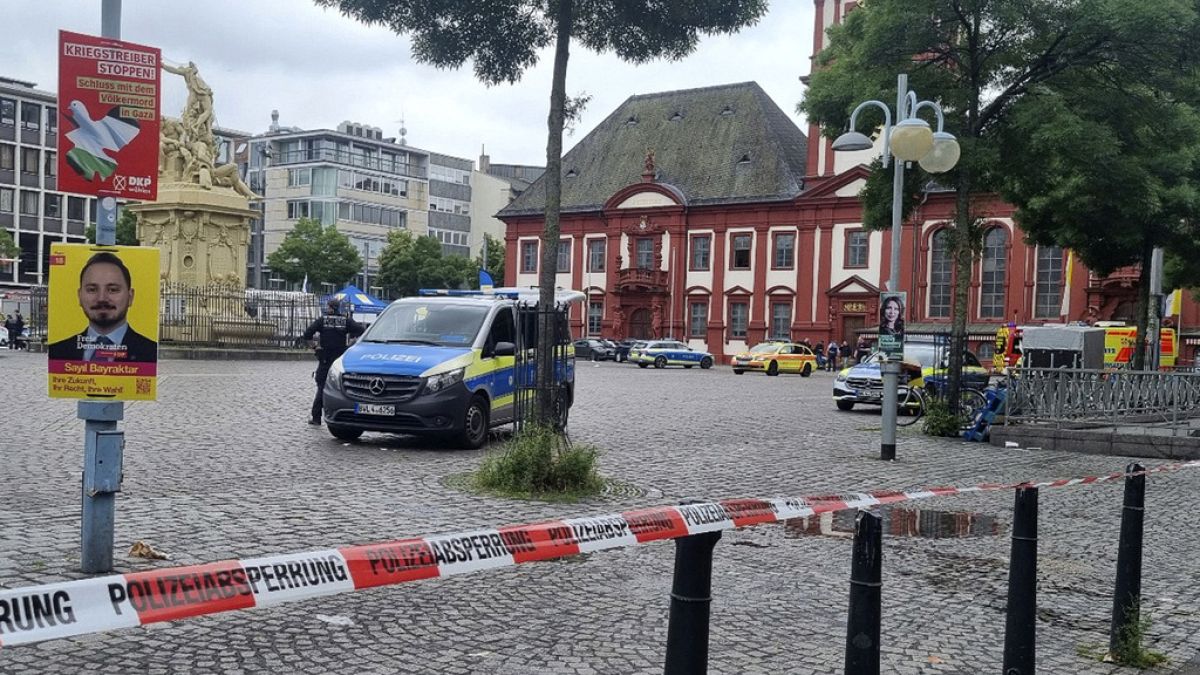 Far-right AfD local candidate stabbed in another Mannheim attack thumbnail