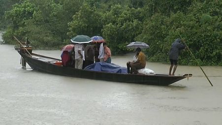 فيضانات مفاجئة تضرب شمال شرق بنغلاديش