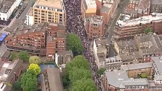 Marcha da extrema-direita em Londres