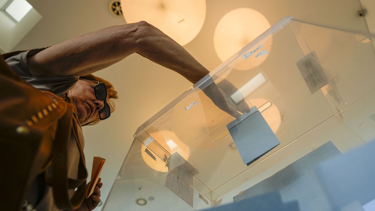 Önkormányzati választásokat tartanak Szerbiában