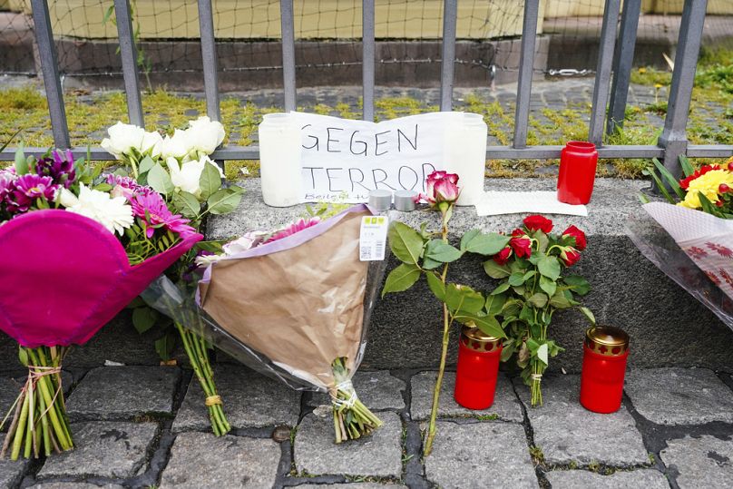 In Mannheim 2024 wurde ein islamistisches Attentat auf einen Islamkritiker begangen, wobei ein Polizist ermordet wurde.