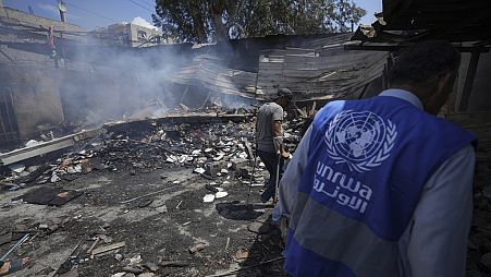 Dans le centre de Gaza, un abri de déplacés anéanti par une frappe israélienne