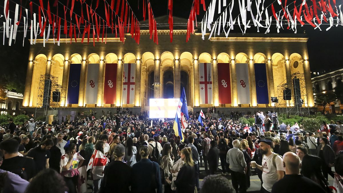 Le président du parlement géorgien approuve la "loi russe" controversée, en dépit des protestations