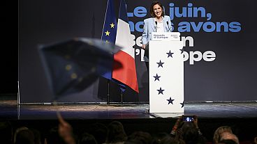 Imagen de Valérie Hayer, candidata del grupo Renovar Europa a las próximas elecciones europeas, durante un mitin cerca de París, el 28 de mayo de 2024.
