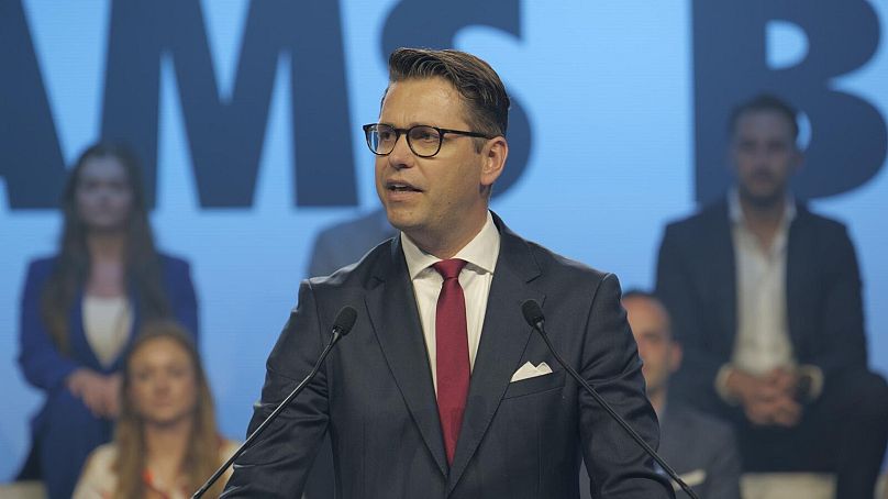 O candidato principal do Vlaams Belang às eleições europeias, Tom Vandendriessche