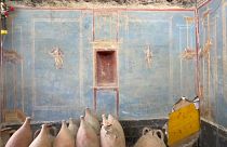 حفريات في مدينة بومبي تكشف عن ضريح ذي جدران زرقاء-إيطاليا