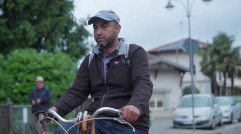 Sojun, un inmigrante que llegó a Monfalcone desde Bangladés.