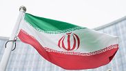 پرچم ایران در مقابل ساختمان آژانس بین‌المللی انرژی اتمی