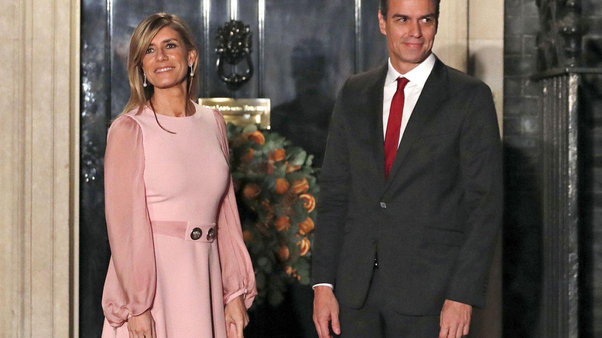 Ο Ισπανόςπρωθυπουργός Πέδρο Σάντσεθ με τη σύζυγό του Μπεγκόνια Γκόμεθ