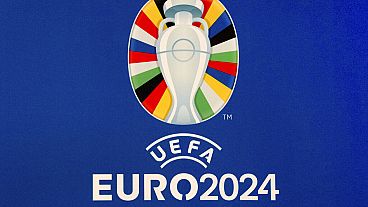 Il logo ufficiale di UEFA EURO 2024 in Germania viene presentato durante il lancio del marchio UEFA EURO 2024 a Berlino, Germania, martedì 5 ottobre 2021. (Foto AP/Michael Sohn)