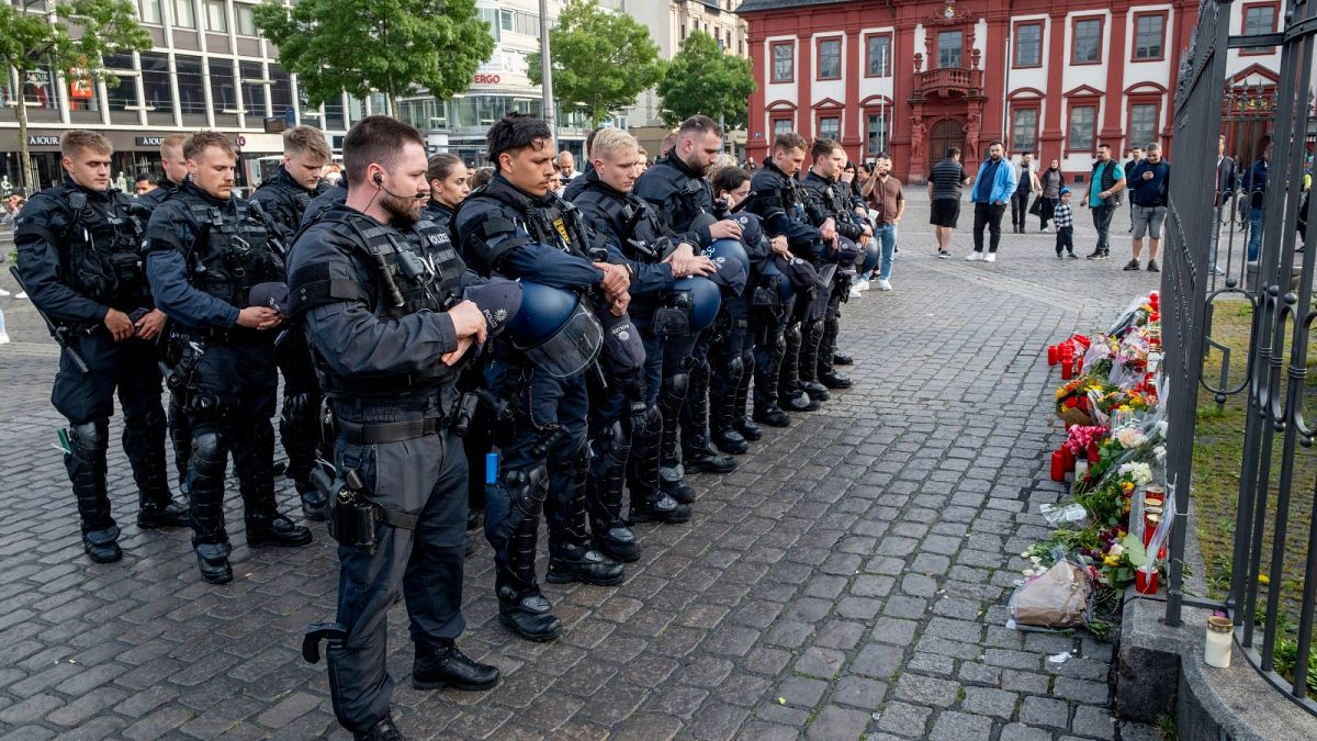 قتل مامور پلیس آلمان با چاقو