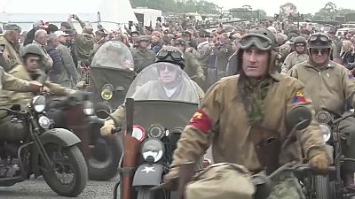 Convoy de Harley Davidson de la Segunda Guerra Mundial en Normandía el martes 4 de junio.