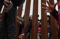 Menedékkérők az amerikai-mexikói határon