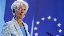 Die Präsidentin der Europäischen Zentralbank Christine Lagarde nimmt an einer Pressekonferenz nach einer Sitzung des EZB-Rates in Frankfurt teil