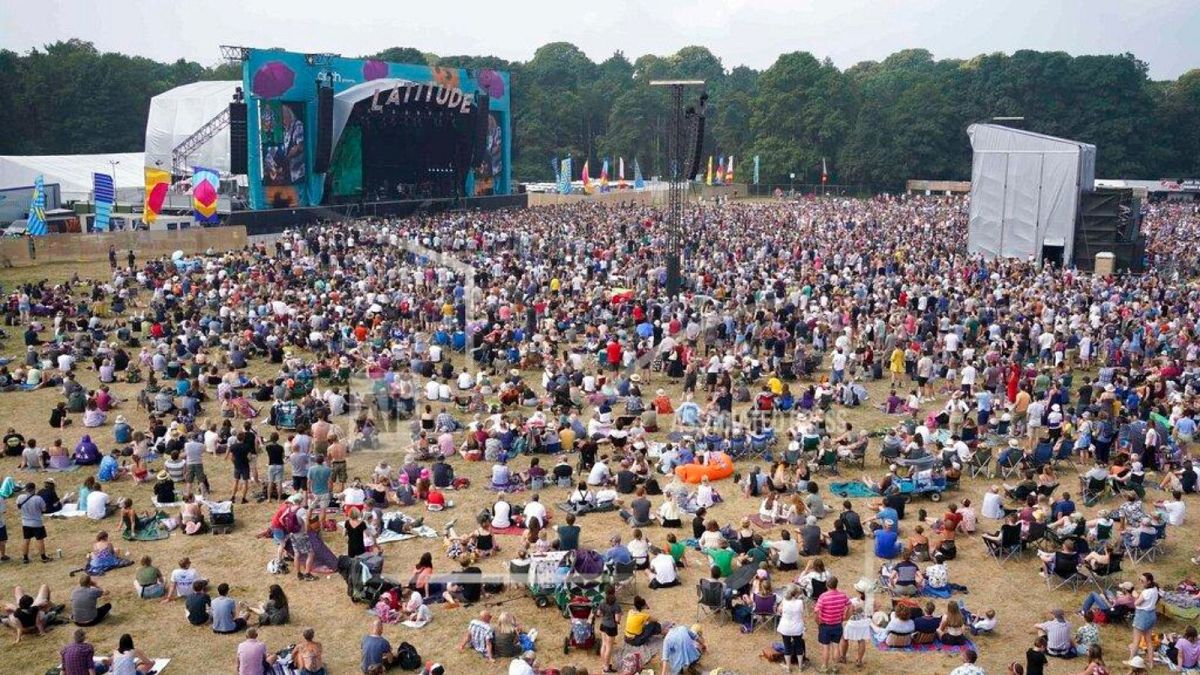 Latitude Festival 2024: Musicians dropping out over sponsorship with Barclays thumbnail