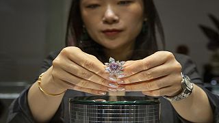 Pink diamond expected to sell for $10 million at NYC auction