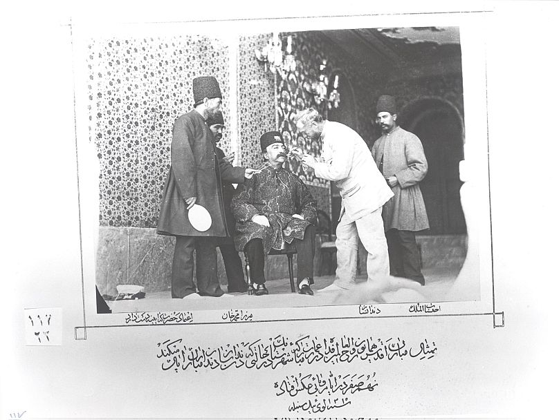 دندان‌کشی ناصرالدین‌شاه قاجار