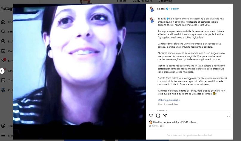 Ilaria Salis ha commentato la sua elezione da eurodeputata su Instagram, specificando di avere postato una vecchai foto a causa delle occhiaie per la lunga nottata elettorale