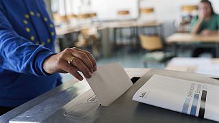Mulher vota na Alemanha