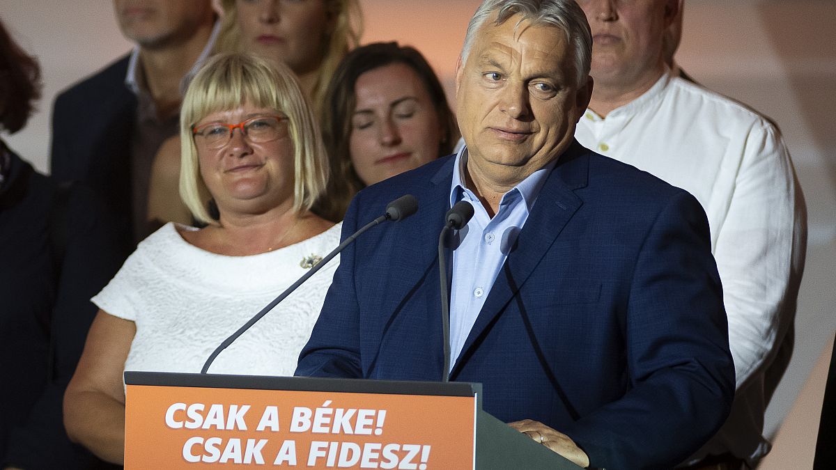 Премьер-министр Венгрии выступает перед СМИ по итогам выборов в Европейский парламент, Будапешт, 10 июня 2024 г.